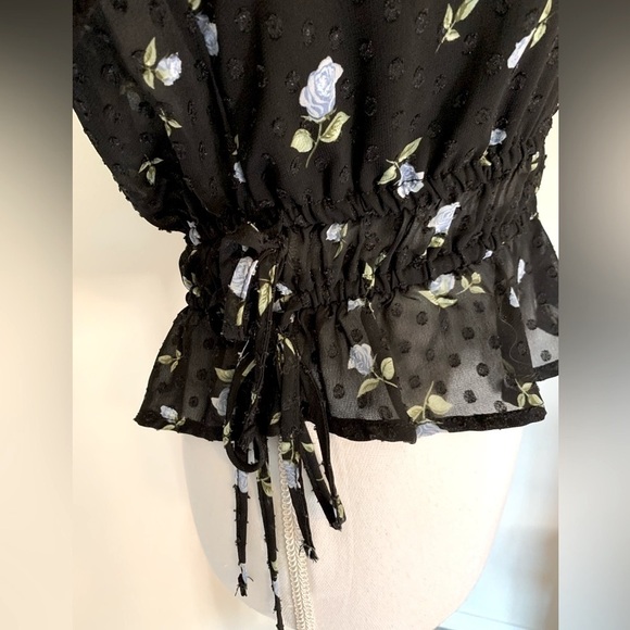 Forever 21 Boho Floral Blouse Top Women Medium Black Textured - Picture 3 of 8